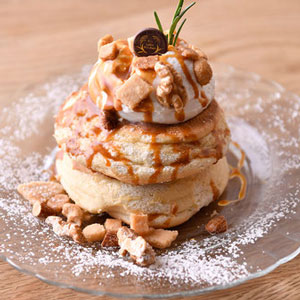 Caramel & Nuts Pancake